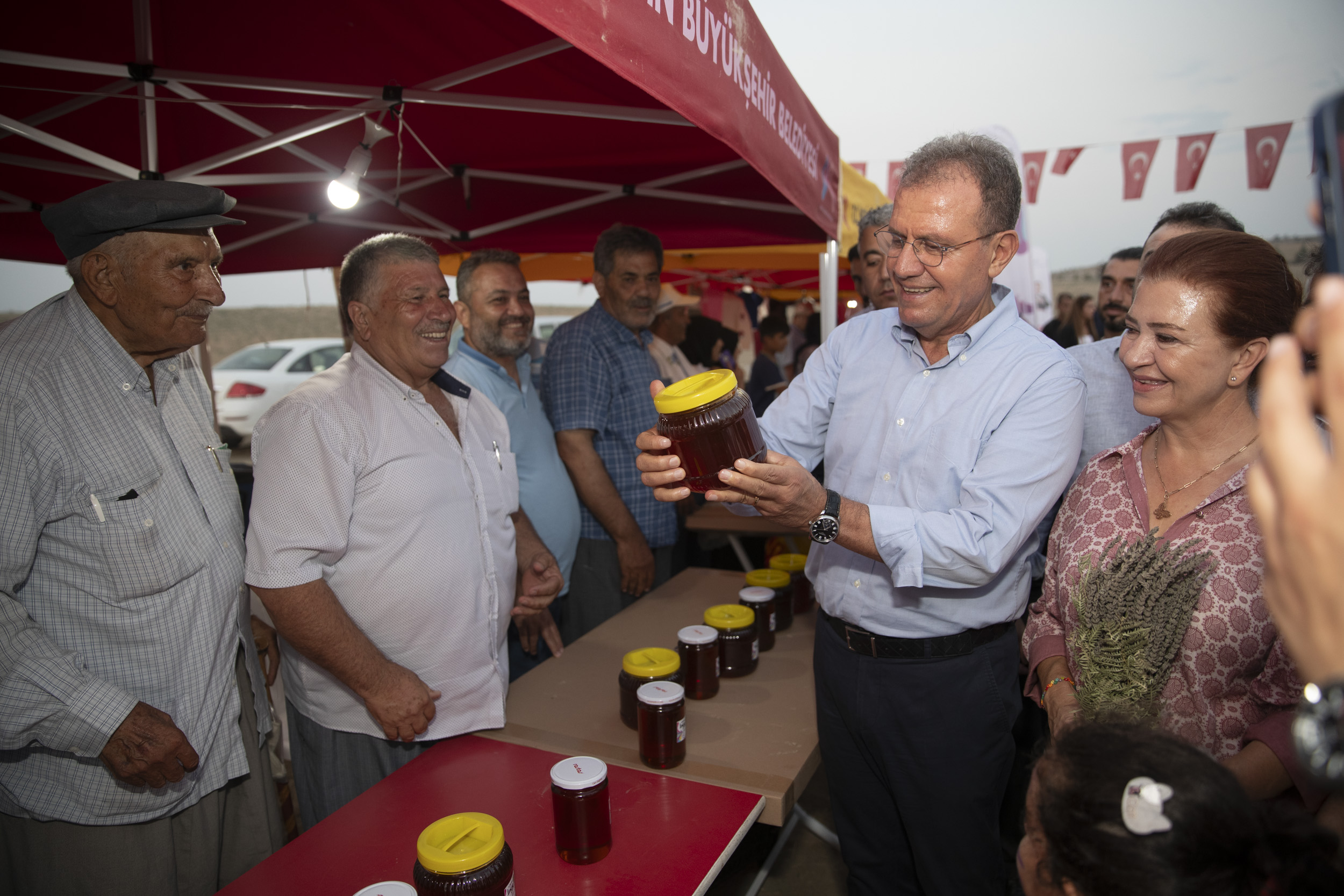 BÜYÜKŞEHİR’İN DÜZENLEDİĞİ 2. TARSUS İNCİR ŞENLİĞİ TARSUSLU ÜRETİCİLERE UMUT OLDU (1)