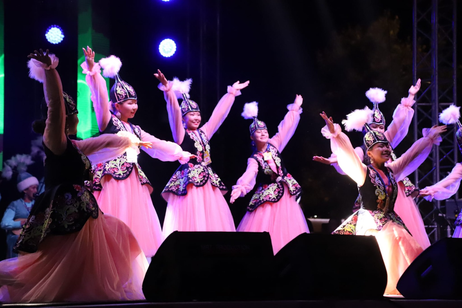 Kartal Belediyesi, 2. Uluslararası Halk Oyunları Festivali Başlıyor (8)