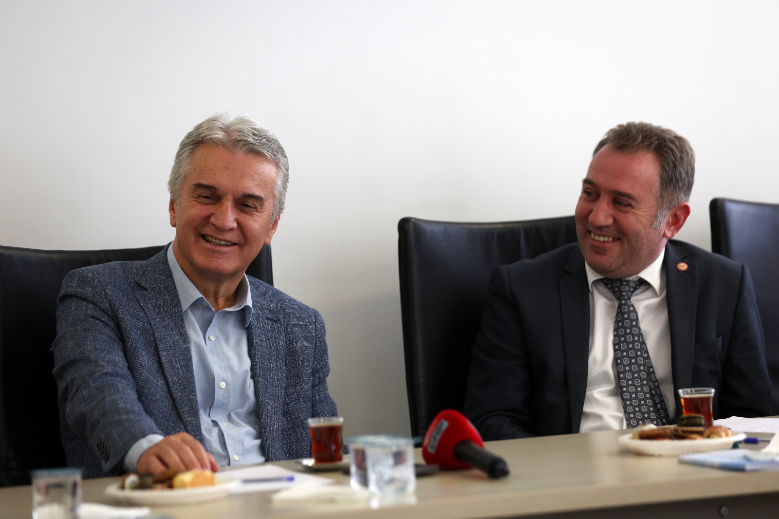 32b15505-569e-426a-8c07-b1782b12e234