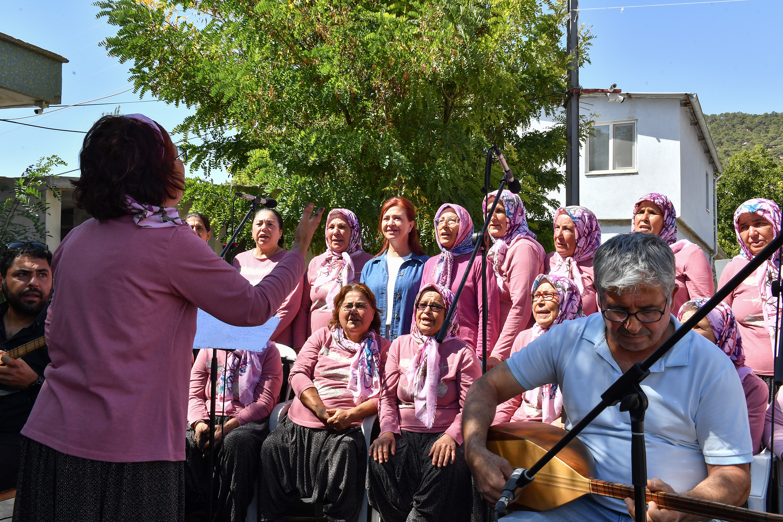 BÜYÜKŞEHİR’İN KIRSAL MAHALLE BULUŞMALARI’NIN YENİ DURAĞI MUT OLDU (10)