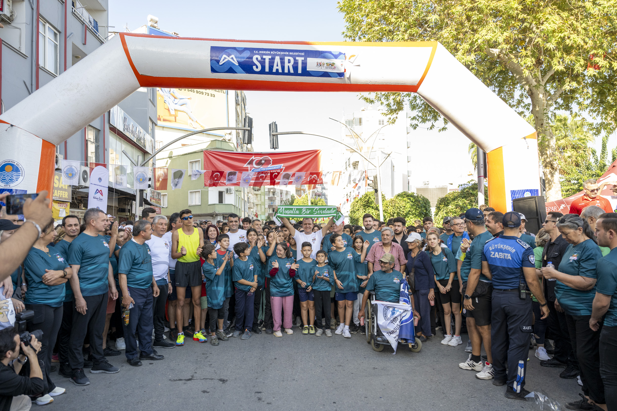 ‘15. ULUSLARARASI TARSUS YARI MARATONU’ TARİHİ VE DOĞAL GÜZELLİKLER İÇİNDE KOŞULDU (10)