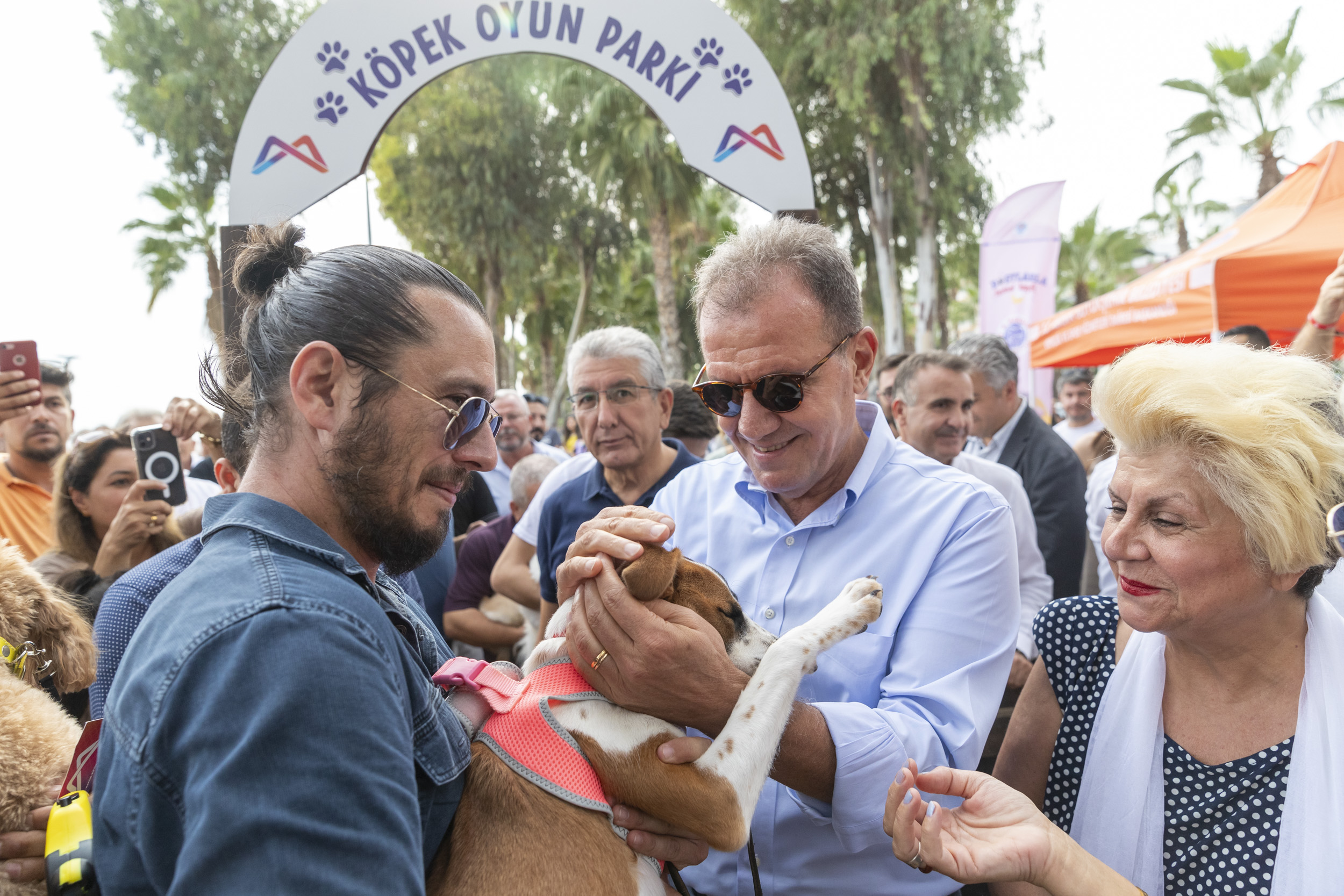 BAŞKAN SEÇER 4. MERSİN PATİ FESTİVALİ’NDE HAYVANSEVERLER VE CAN DOSTLARLA BULUŞTU (3)