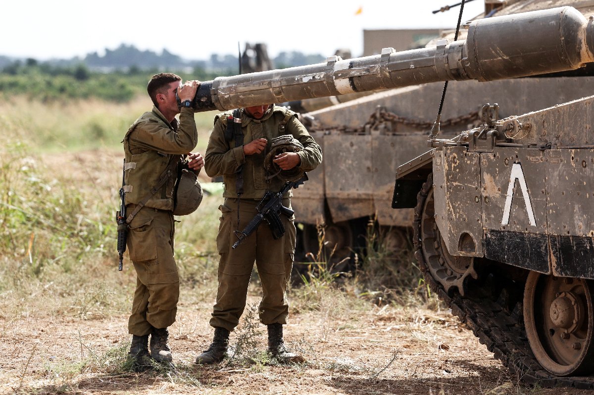 israil-asker-reuters