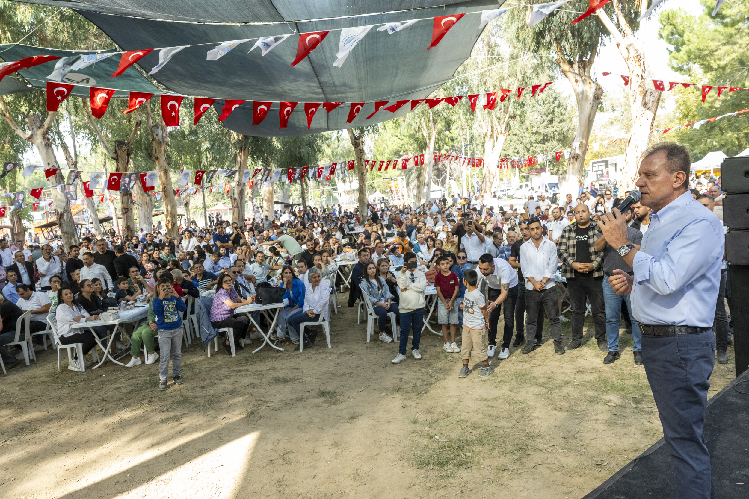 BAŞKAN SEÇER VE MERAL SEÇER, BÜYÜKŞEHİR VE MESKİ AİLESİYLE BİR ARAYA GELDİ (3)