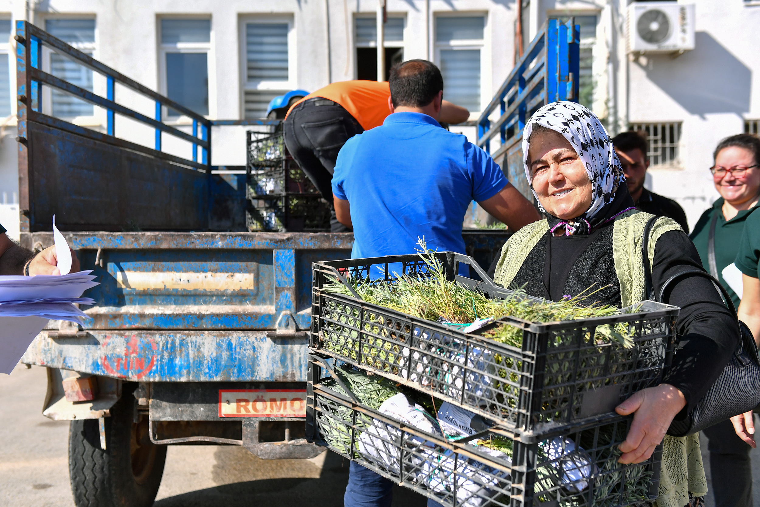 ‘DESTEK BÜYÜKŞEHİR’DEN ÜRETİM ÇİFTÇİDEN’ PROJESİ YENİ ÜRETİCİLERLE BULUŞUYOR (8)