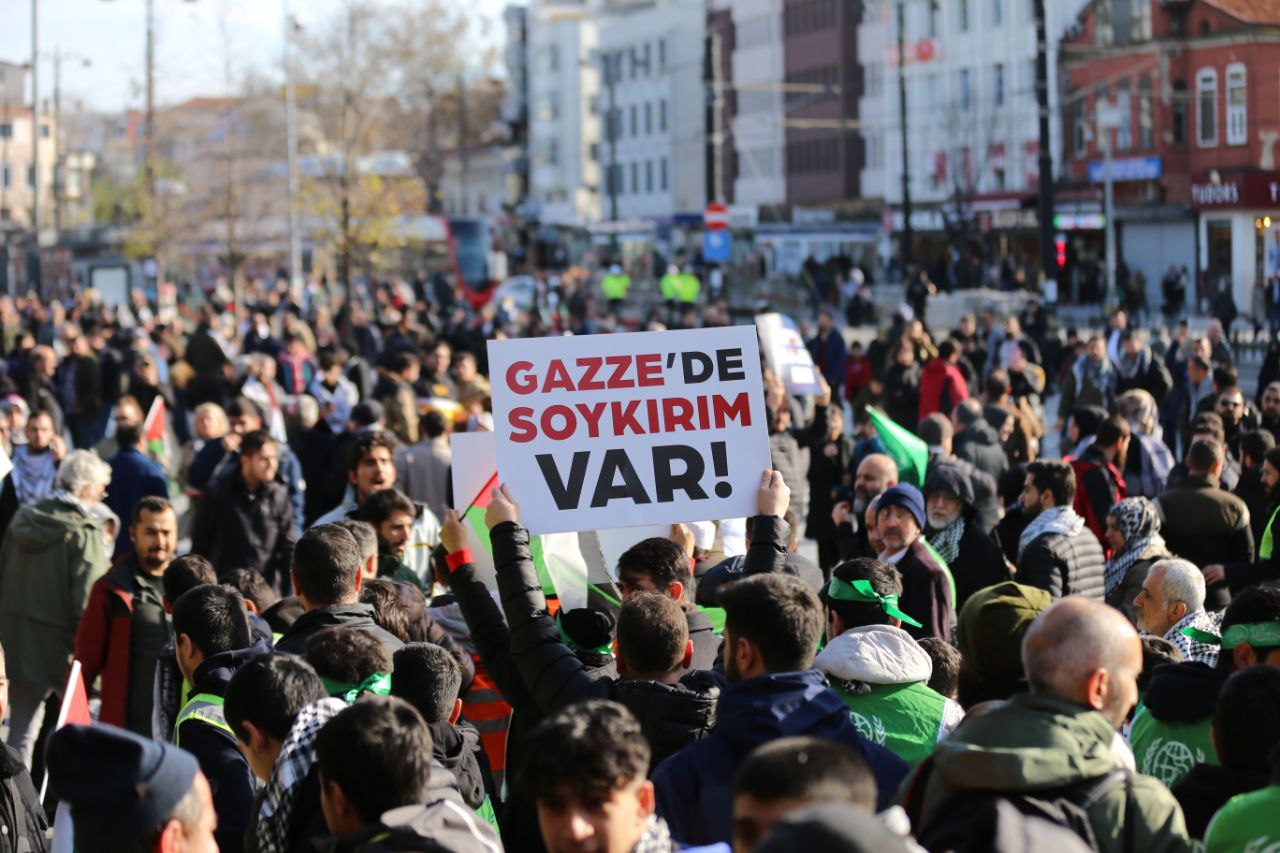 _İnsan Hakları Günü'nde on binler Filistin’e destek için yürüdü_ (13)