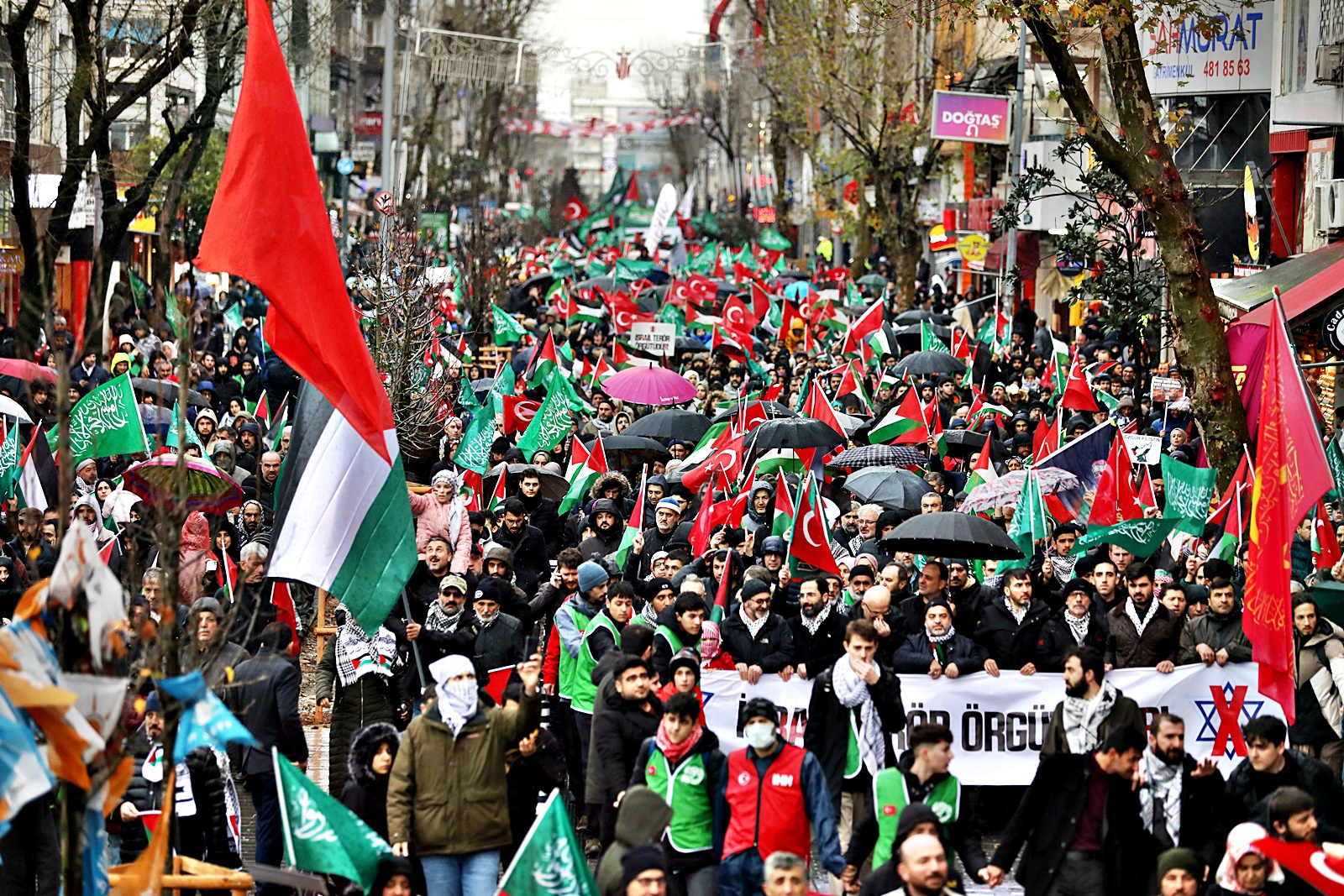 _On binler Ümraniye'de şehitlerimiz ve Filistin için yürüdü_ (3)