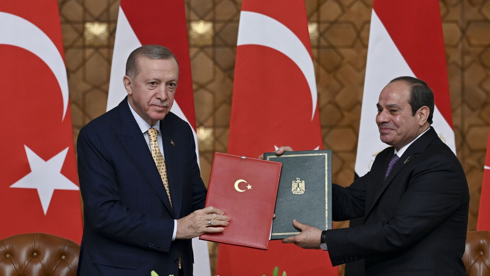 Erdoğan Si̇si̇ Bi̇ldi̇ri̇
