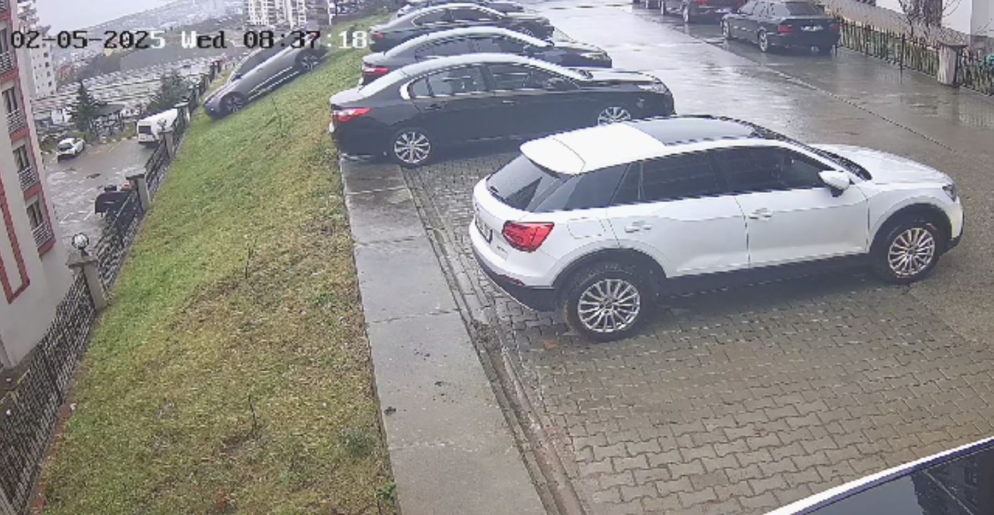 F R E N Y E R I N E G A Z A B A S T I O T O M O B I L S I T E B A 552142 163685