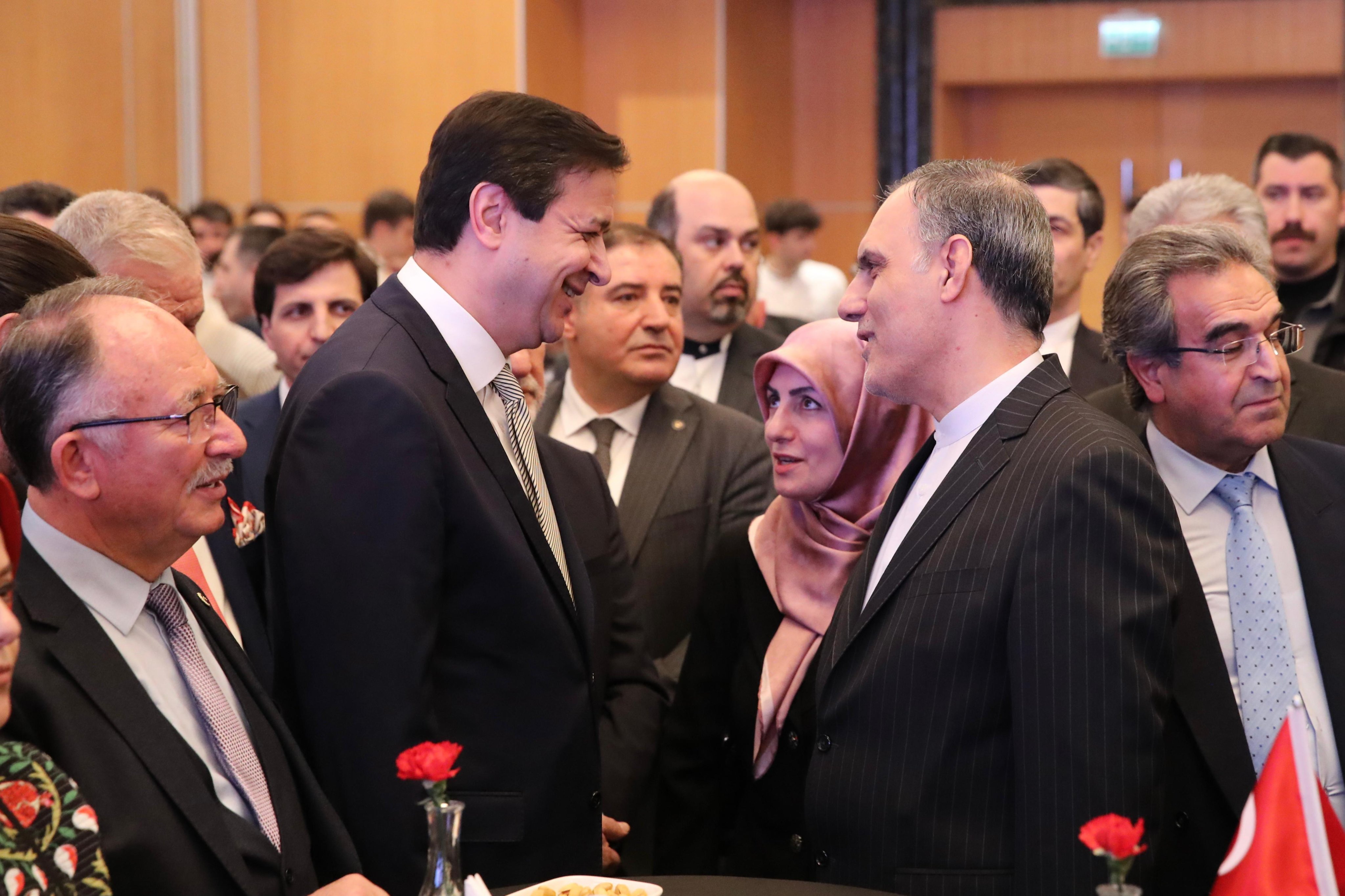 Gjcm F Y W4 A Az H Th