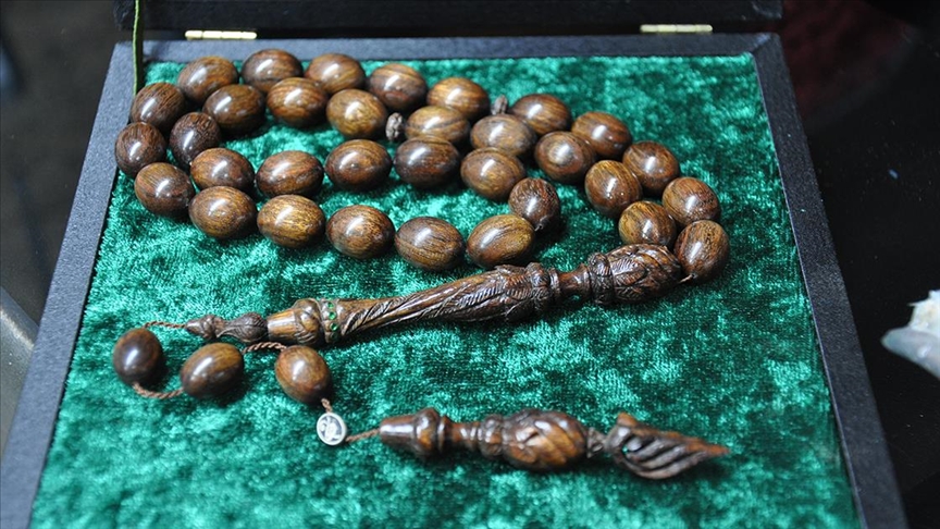 Thumbs B C 63164D93B4C1F8E9E9F653F9487Cc8Da