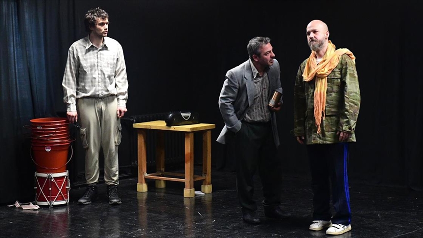 Thumbs B C A7C7284A58957471Ad79A80765E64E9D