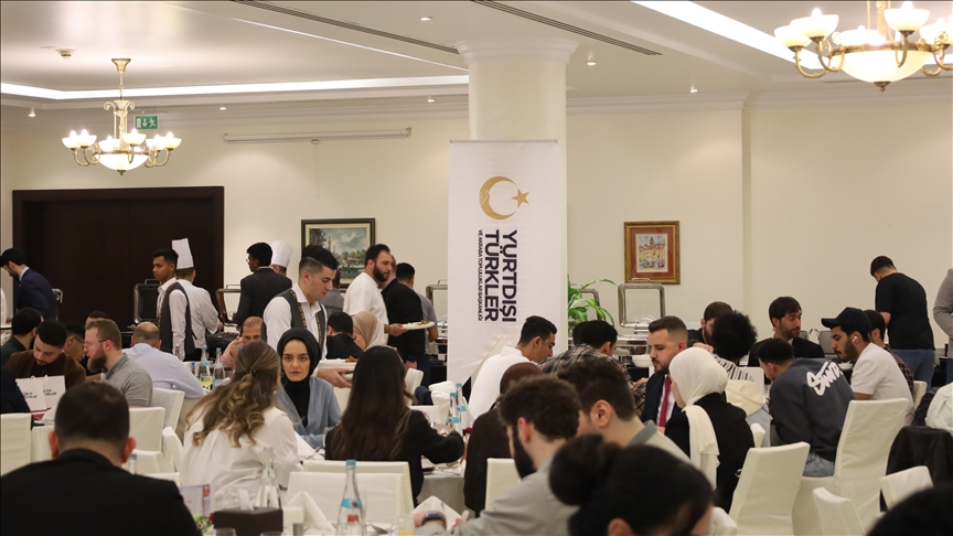 Thumbs B C 44E0Df0C1B58695832Fa469066C7A30A