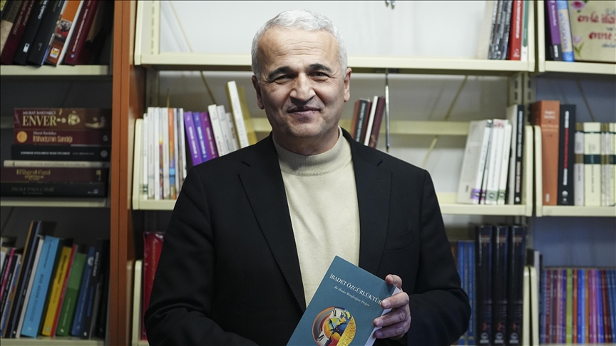 Thumbs B C 8Cb3A50F8E11E8F165022F0176A8Fa22