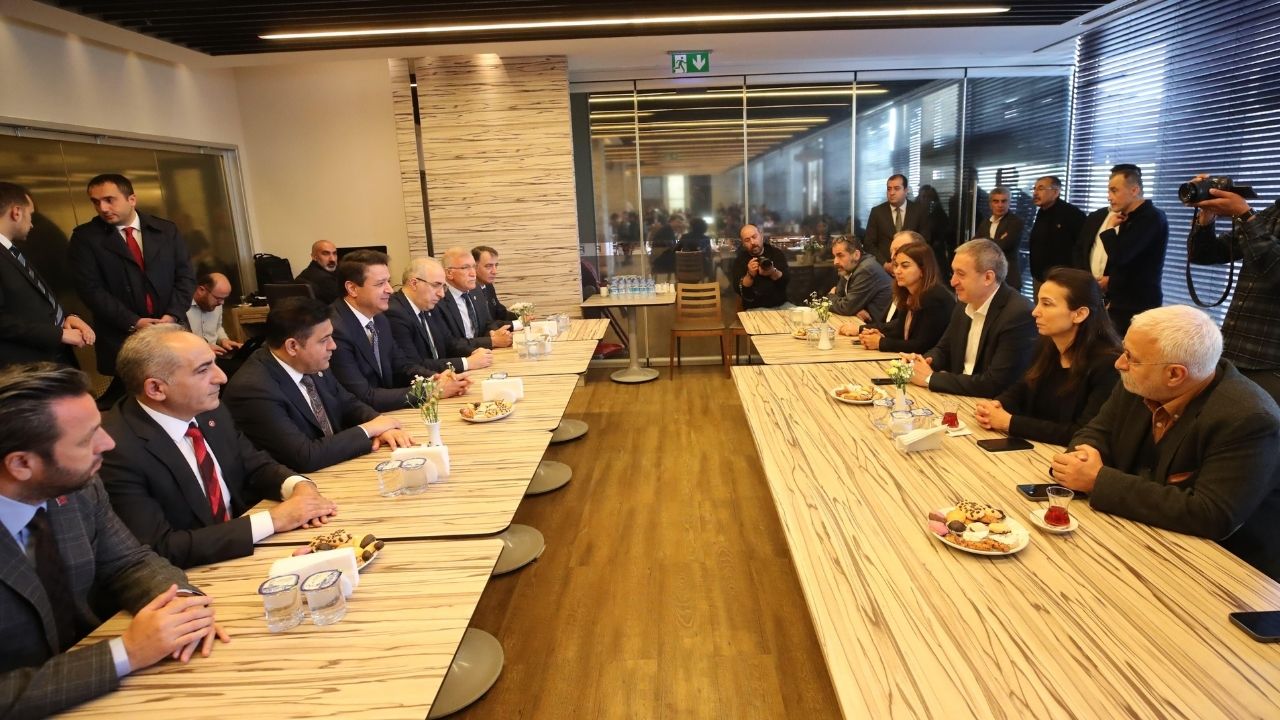 Sırrı Süreyya Önder Ziyaret 1