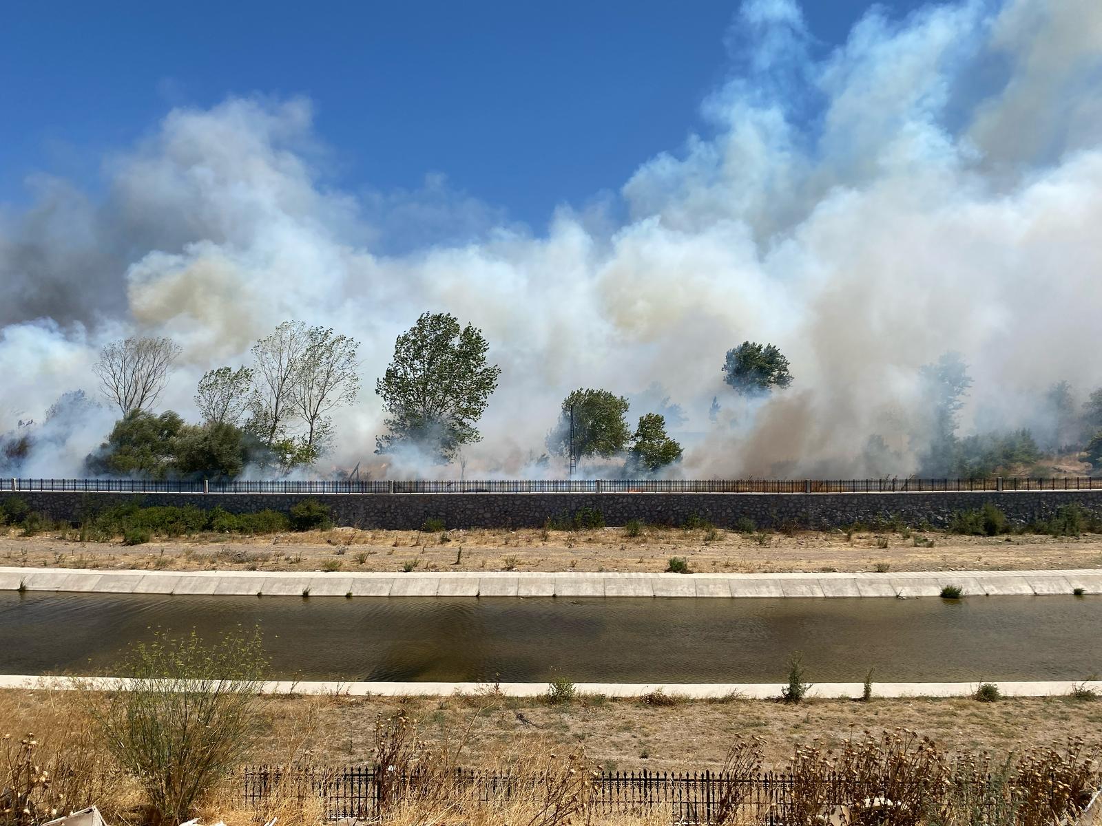 A A 20250811 38800808 38800805 C A N A K K A L E N I N A Y V A C I K I L C E S I N D E C O P L U K T E B A S L A Y A N Y A N G I N O R M A N A S I C R A D I