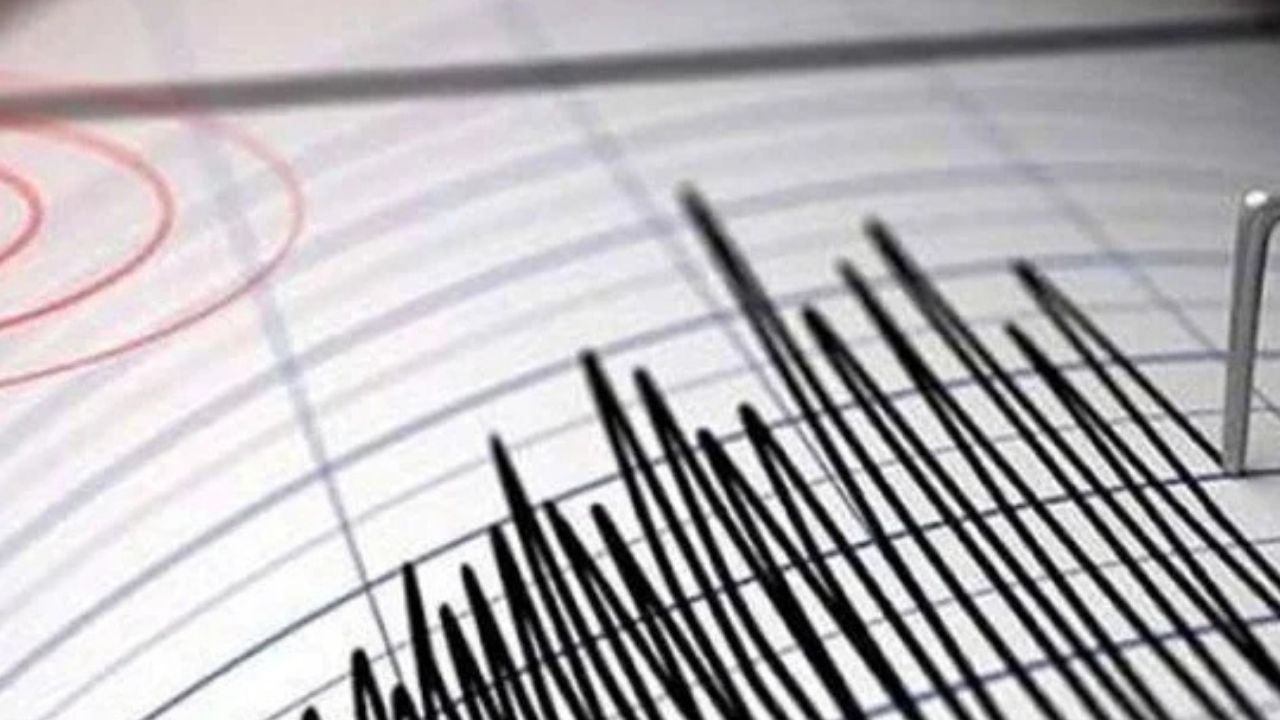 Erzincan'da 4,9 büyüklüğünde deprem