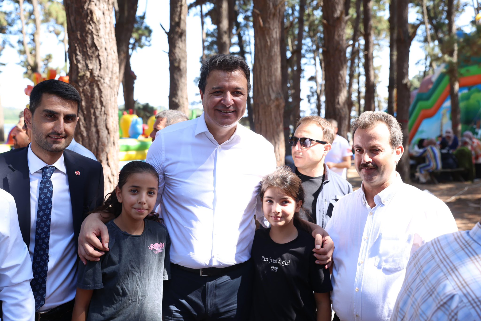 Gy Aipm U Xs A E H W O X