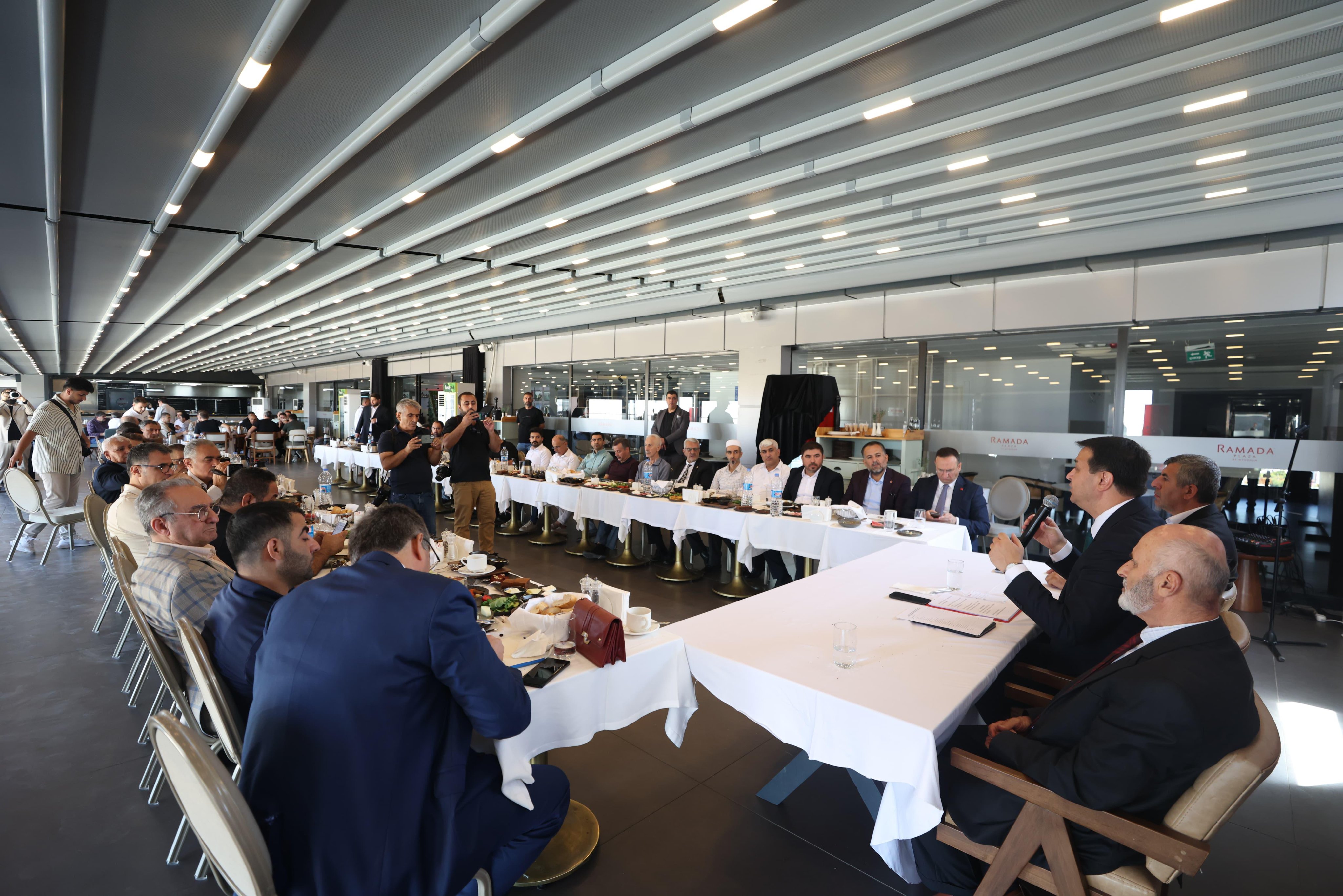 Gz G0 F9O Wc A A C R0 M