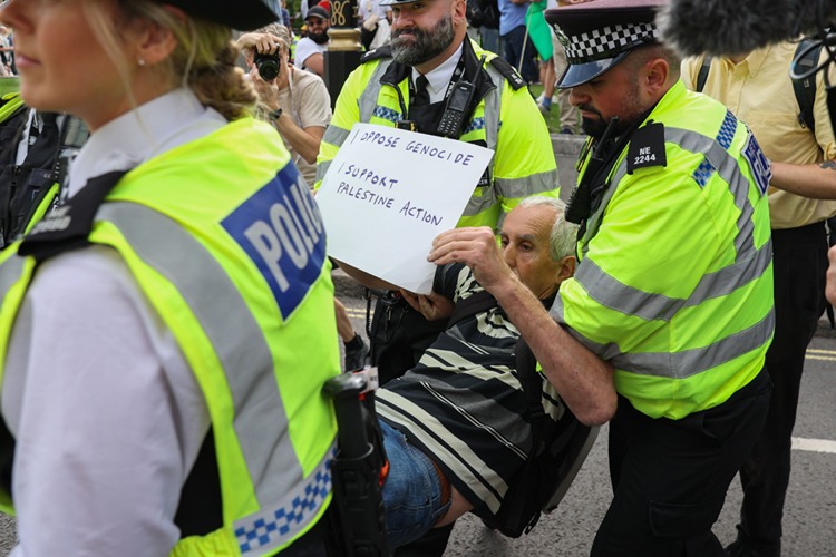 2025 09 A A 39041691