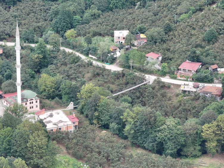 20250904 2 70627718 116703210