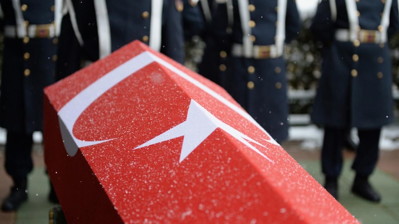Şırnak'ta görev sırasında trafik kazası geçiren polis memuru şehit oldu
