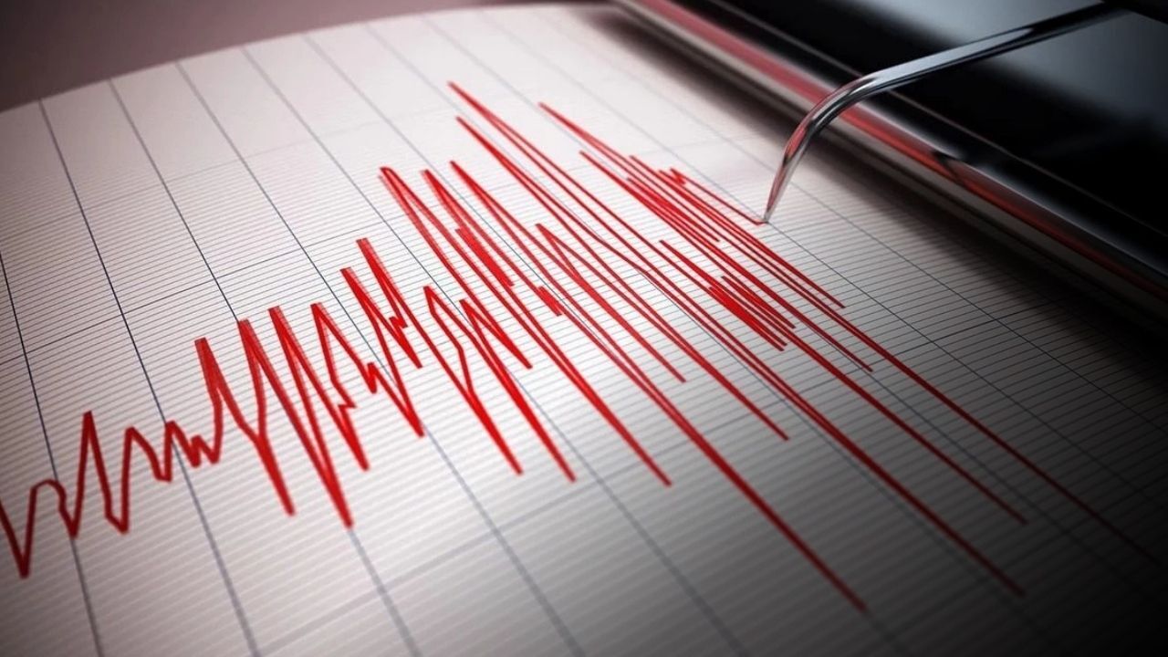 Van'da 5,1 büyüklüğünde deprem
