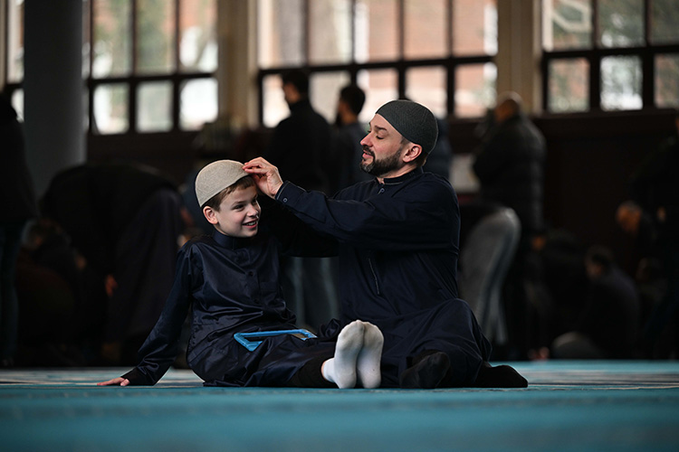 07 09 04 A A 40568413