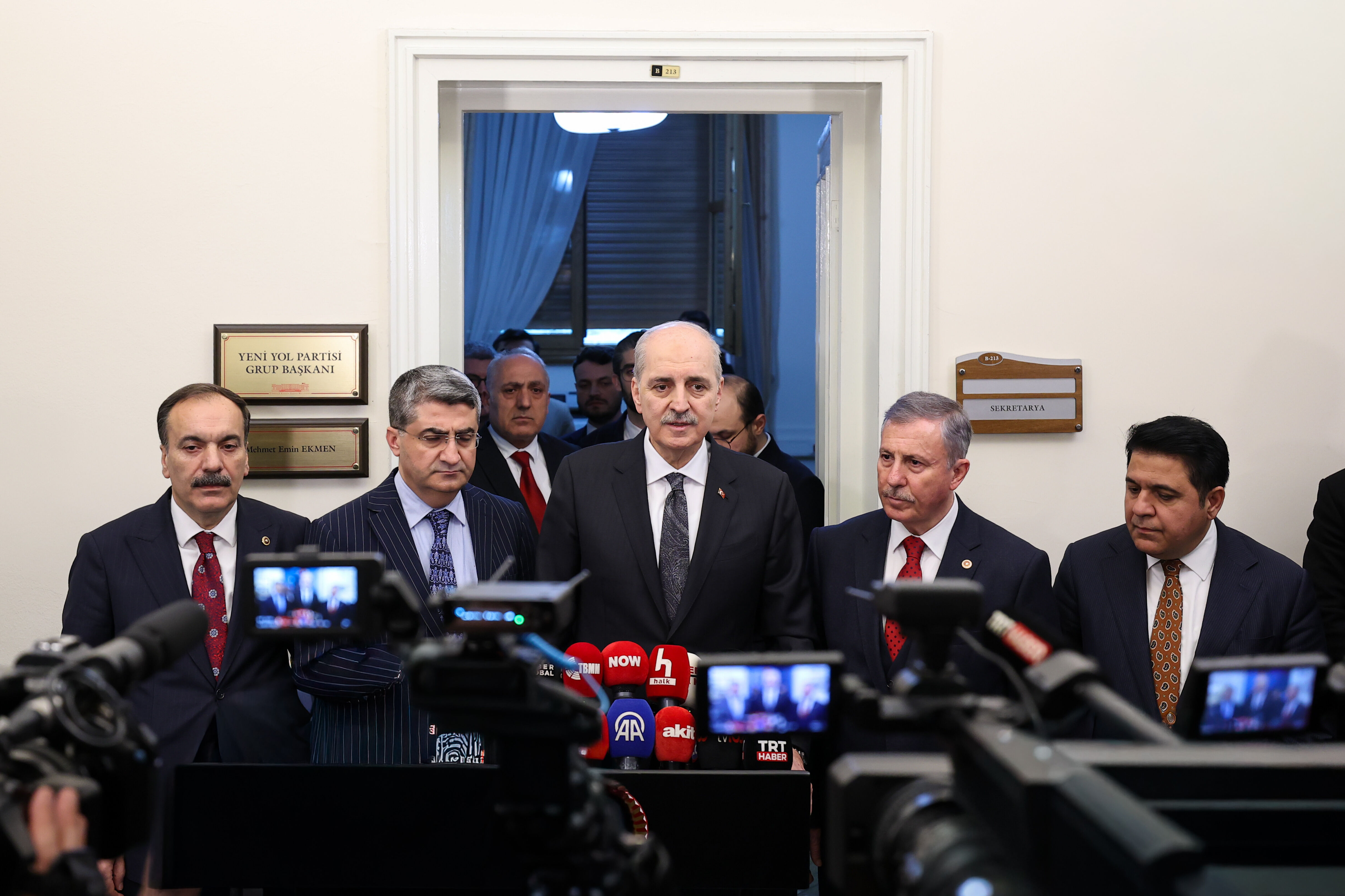 A A 20260225 40664447 40664446 T B M M B A S K A N I K U R T U L M U S Y E N I Y O L P A R T I S I N I N T B M M G R U B U N U Z I Y A R E T E T T I