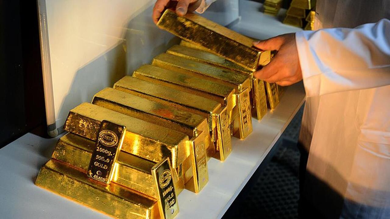 Altının kilogram fiyatı 6 milyon 922 bin 900 liraya geriledi
