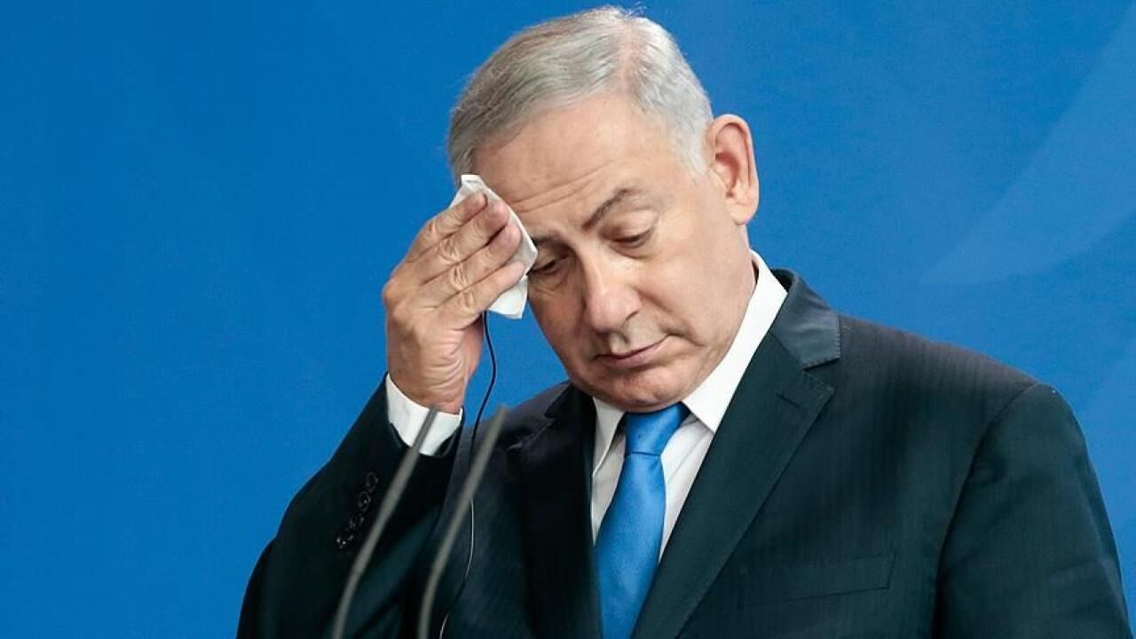 İran, Netanyahu'nun basın toplantısı düzenlediği sırada İsrail'e füze ateşledi