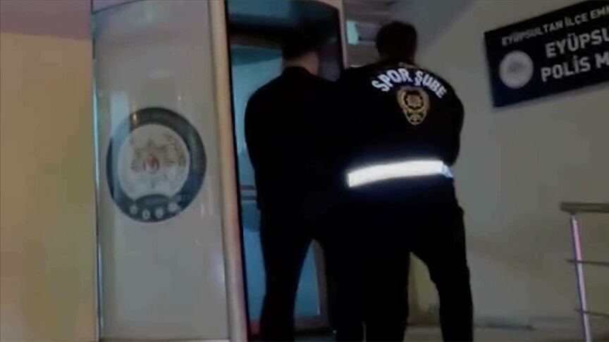 Derbi sonrası Galatasaray'a hakaretlerde bulunan taraftar gözaltına alındı