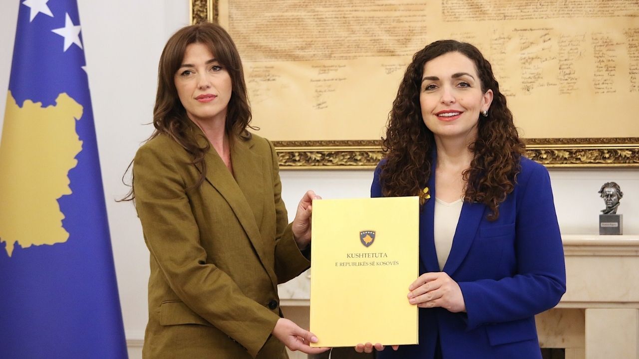 Vjosa Osmani Meclis Başkanı