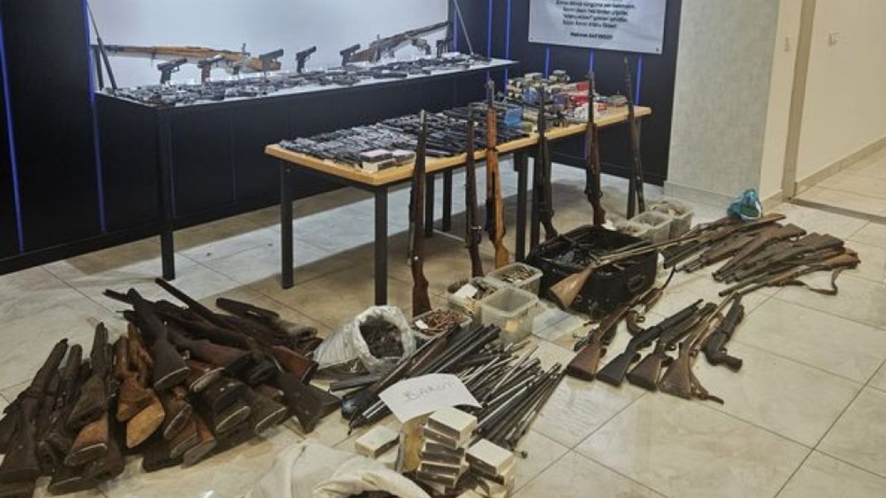 Başkentte evinde çok sayıda silah bulunan şüpheli için adli işlem