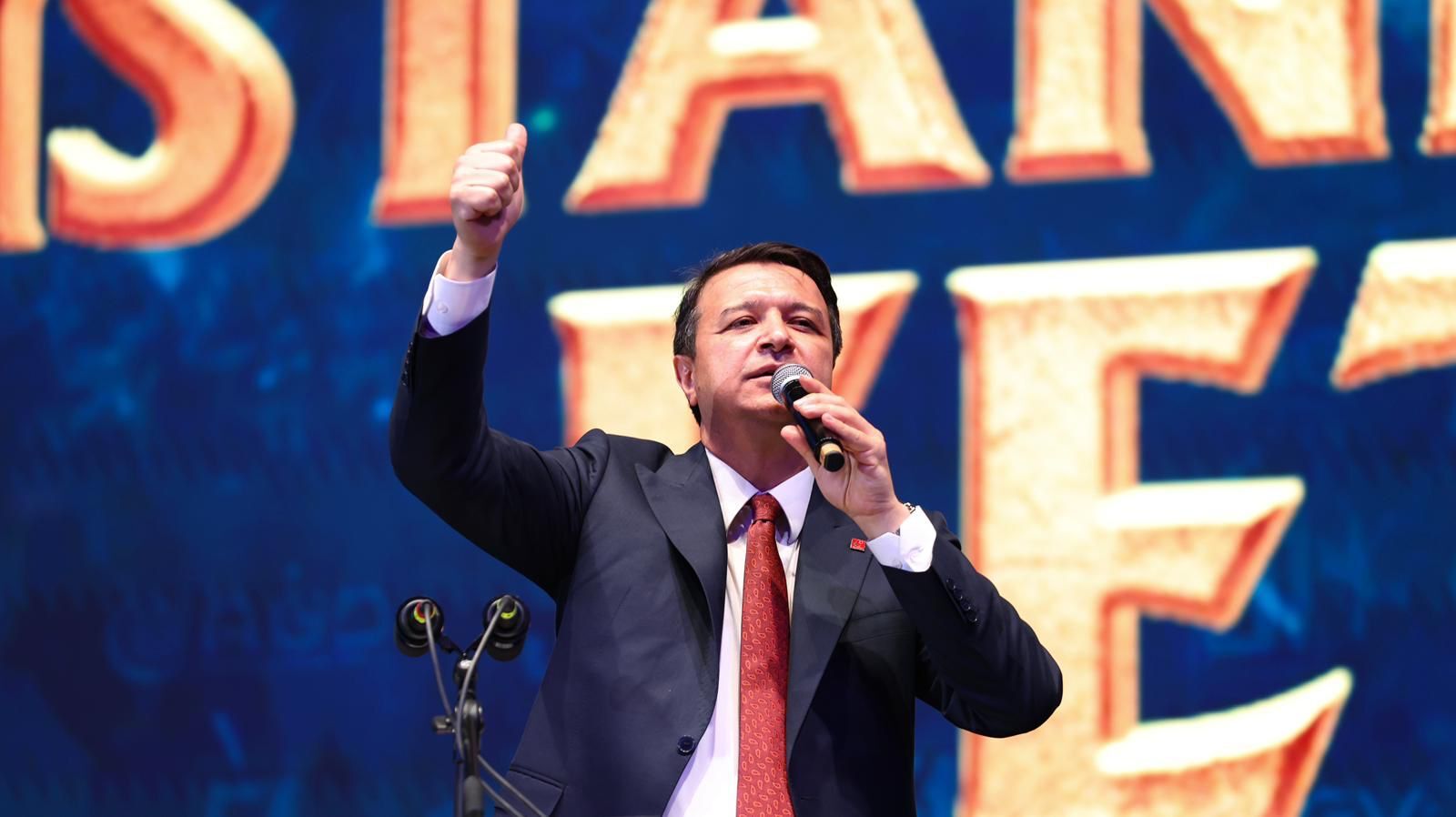 Mahmut Arıkan: “Tarih övünmek için değil anlamak için vardır”