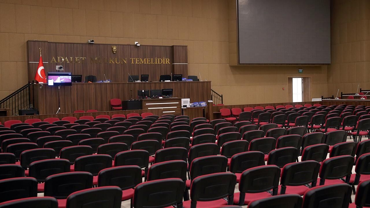 POLİTİKA