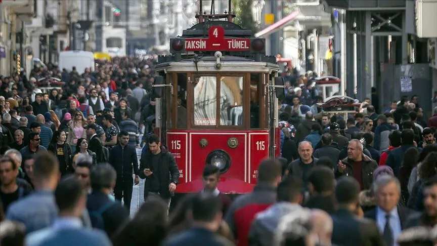 İstanbul'da toplu ulaşıma zam geldi: Yeni tarife ile ücretler ne kadar oldu?