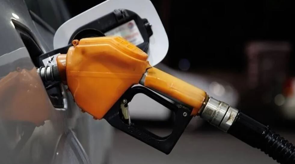 Artış oranı belli oldu, motorin 100 lirayı aştı: Güncel fiyatlar ne kadar oldu?