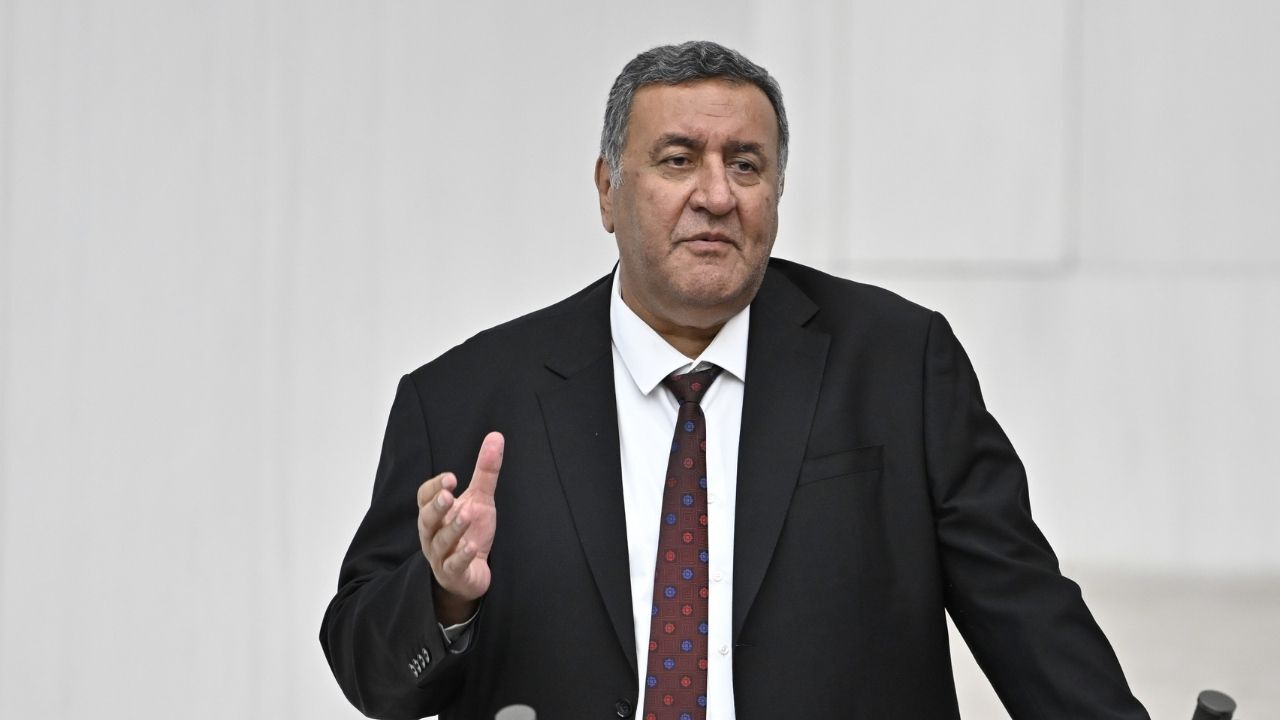 CHP'li Gürer: Vatandaşın yılbaşından bu yana bankalara olan borcu 1 trilyon 43 milyar lira