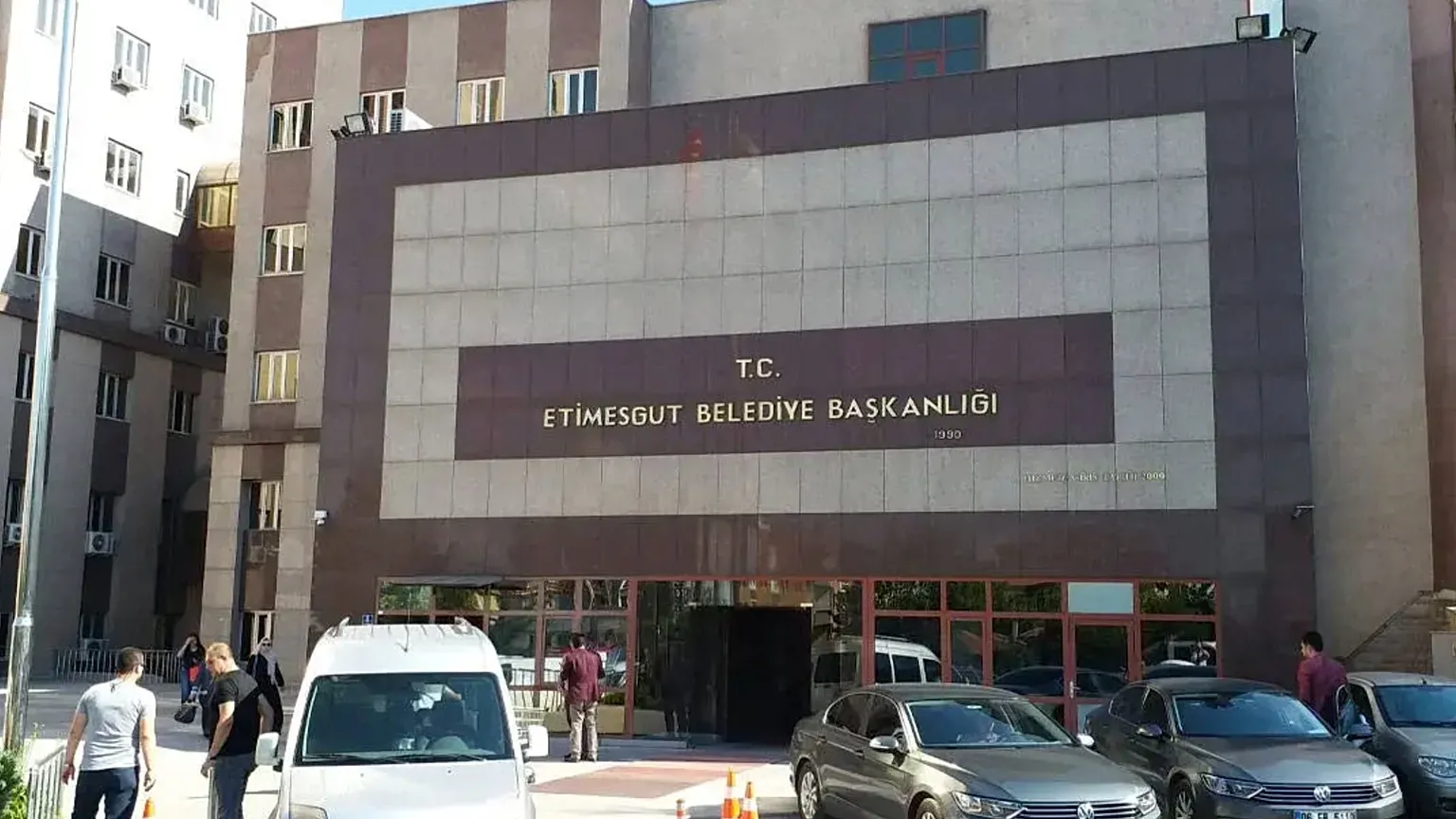 Etimesgut Belediyesine yönelik "yolsuzluk" soruşturmasında 7 şüpheli tutuklandı