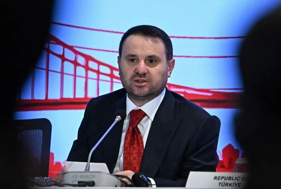 Akın Gürlekk-1