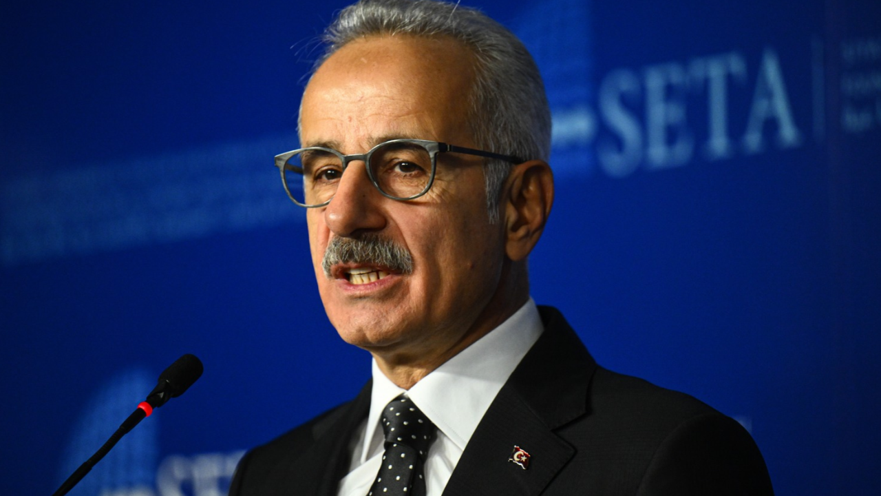 Bakan Uraloğlu (2)