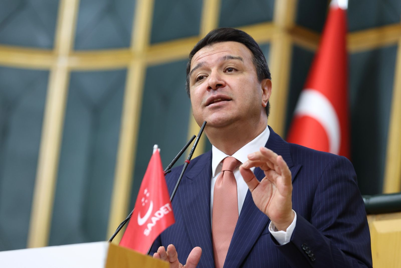 Mahmut Arıkan: “Mekke Anlaşması kardeşliğe gölge düşürmemeli!”
